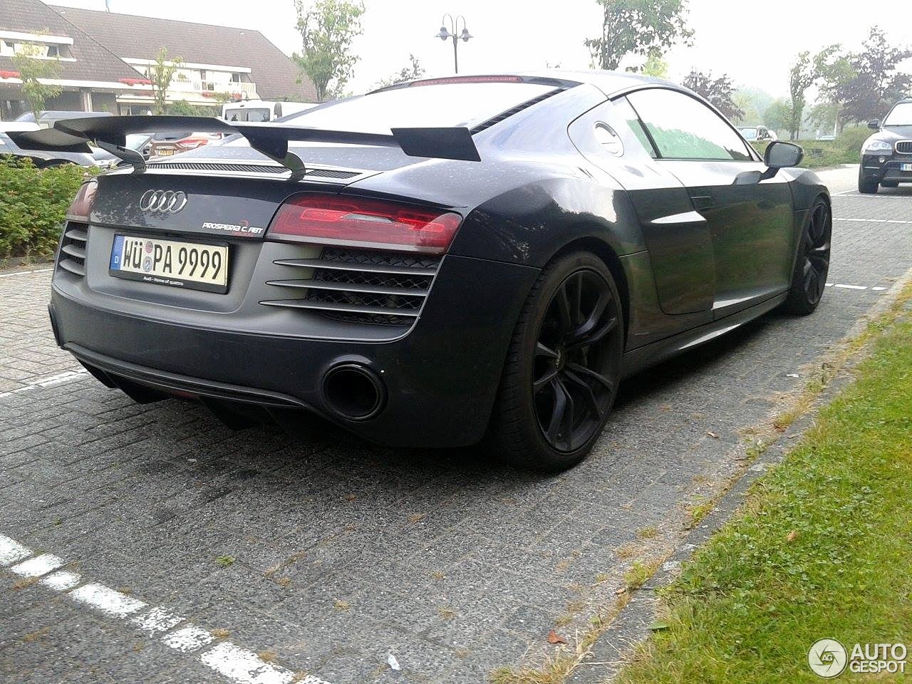 Audi R8 V10 Plus 2013