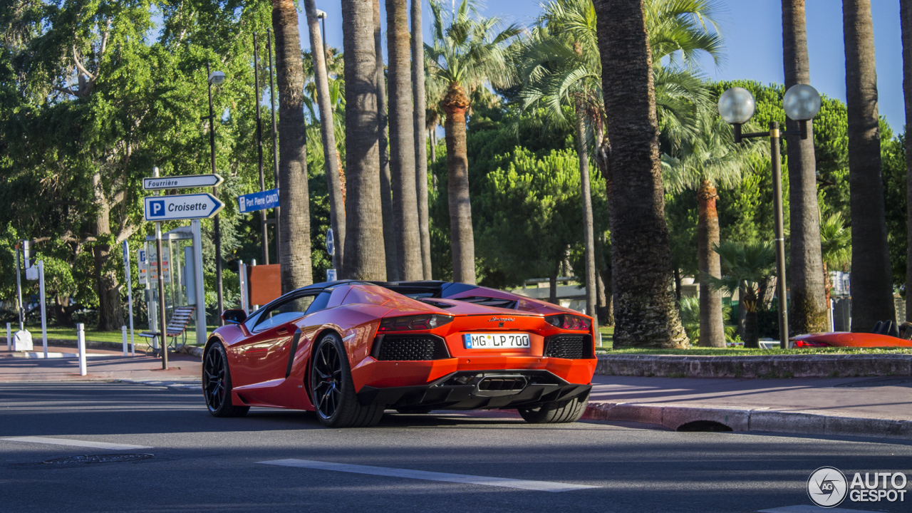 Lamborghini Aventador LP700-4 Roadster