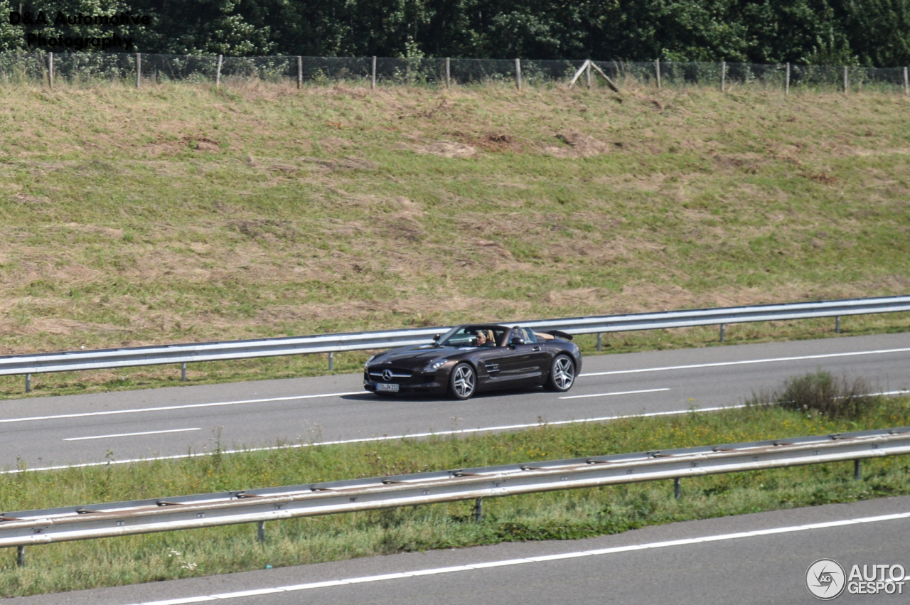 Mercedes-Benz SLS AMG Roadster