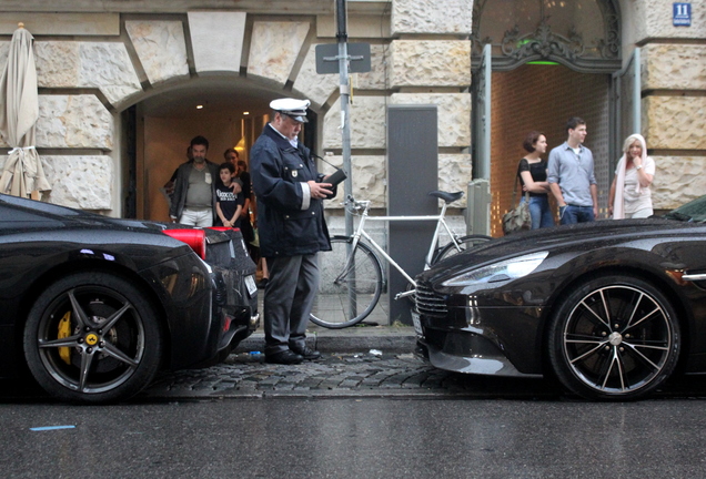 Aston Martin Vanquish 2013