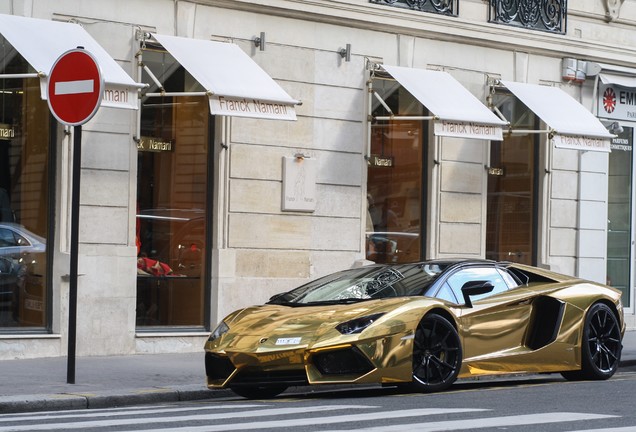 Lamborghini Aventador LP700-4 Roadster