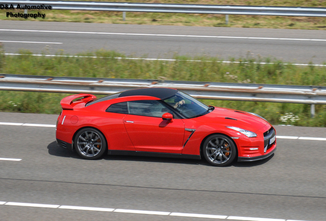 Nissan GT-R 2013