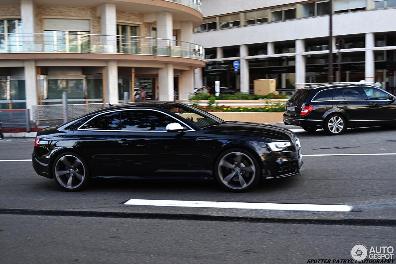 Audi RS5 B8 2012