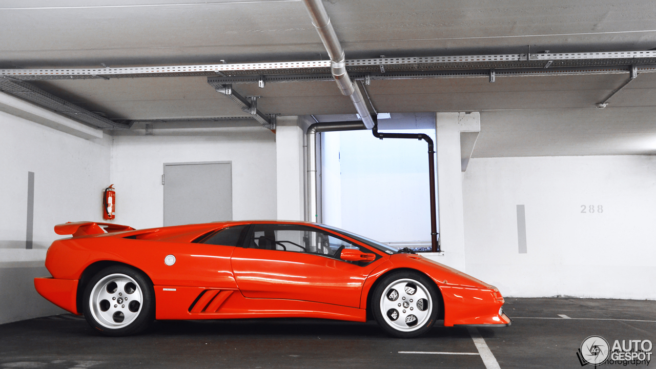 Lamborghini Diablo SE30