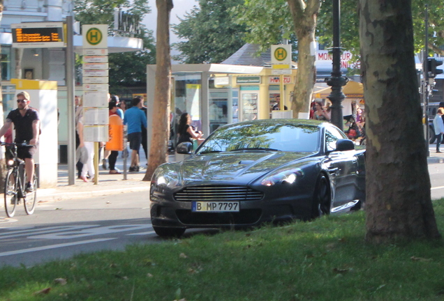 Aston Martin DBS