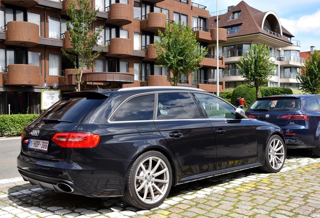 Audi RS4 Avant B8