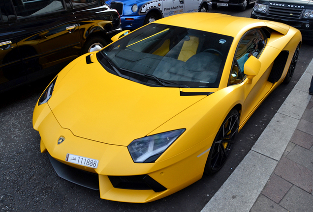 Lamborghini Aventador LP700-4