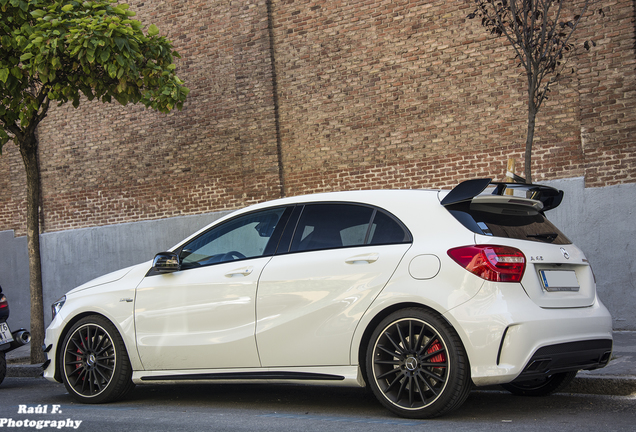 Mercedes-Benz A 45 AMG