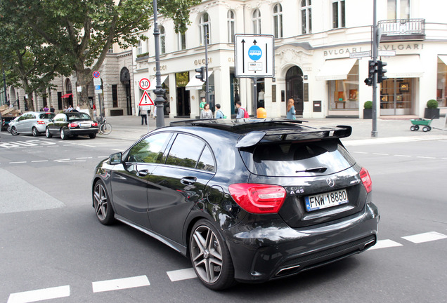 Mercedes-Benz A 45 AMG