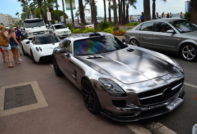 Mercedes-Benz Oakley Design SLS AMG Carbon Edition