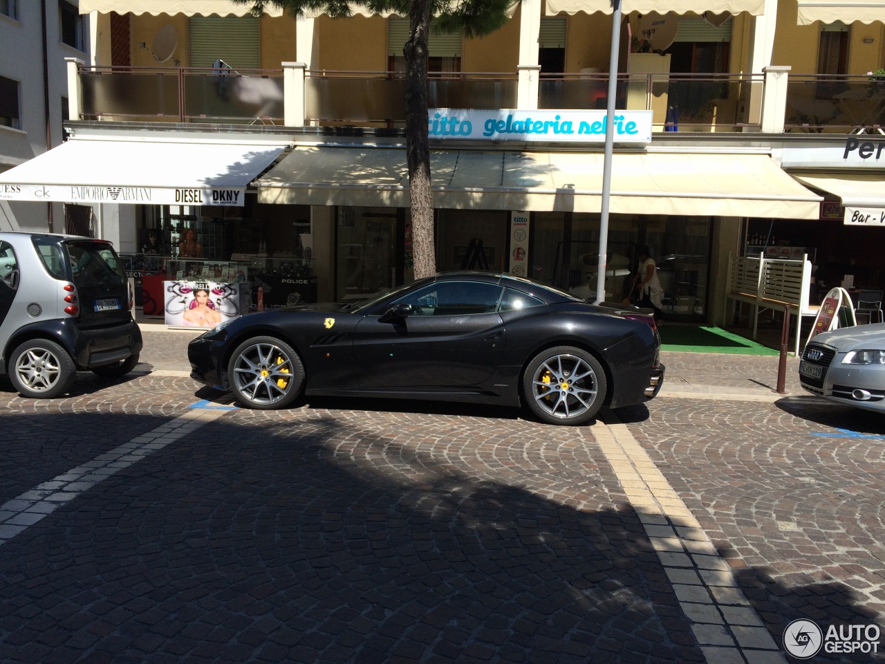 Ferrari California