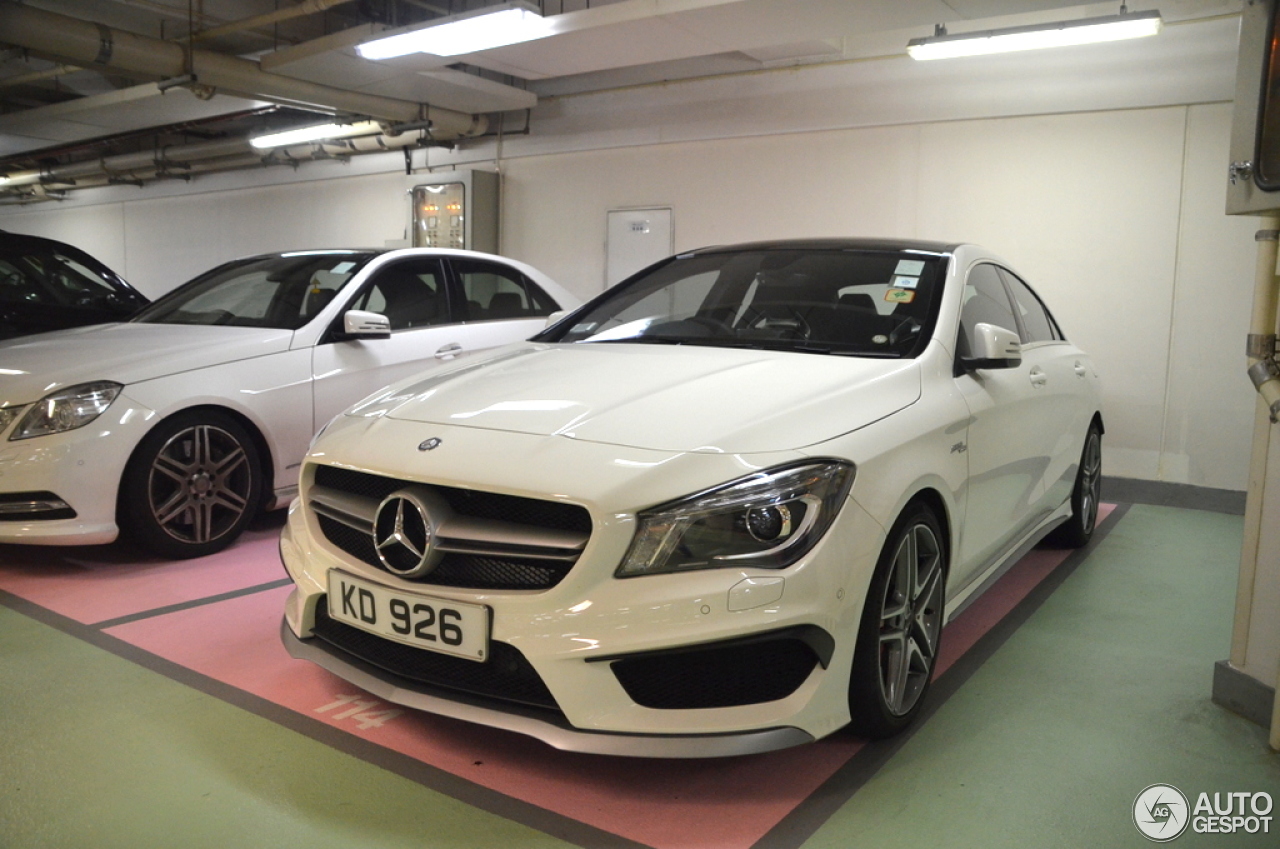 Mercedes-Benz CLA 45 AMG C117