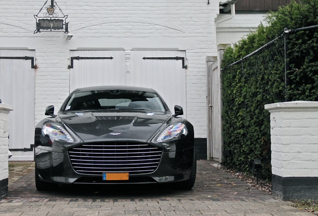 Aston Martin Rapide S