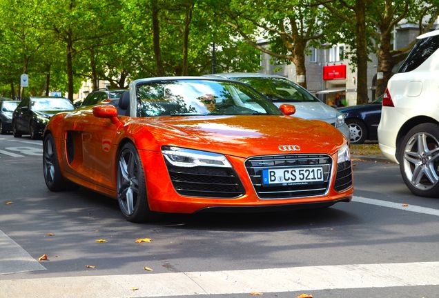 Audi R8 V10 Spyder 2013