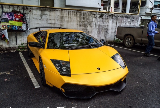 Lamborghini Murciélago LP670-4 SuperVeloce