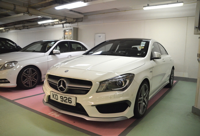 Mercedes-Benz CLA 45 AMG C117