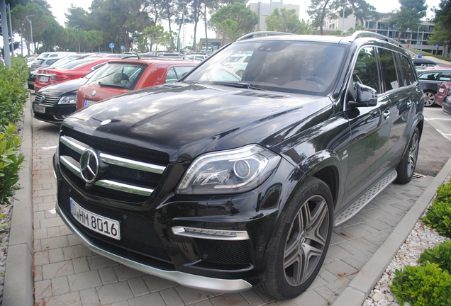 Mercedes-Benz GL 63 AMG X166