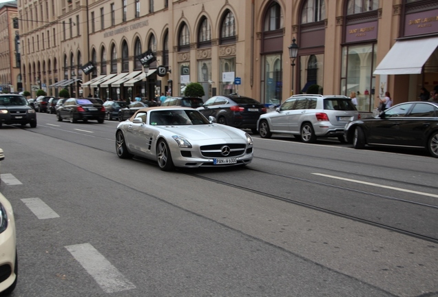 Mercedes-Benz SLS AMG Roadster