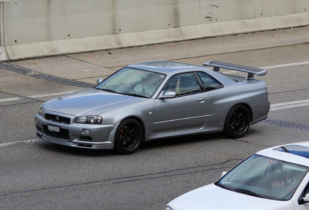 Nissan Skyline R34 GT-R