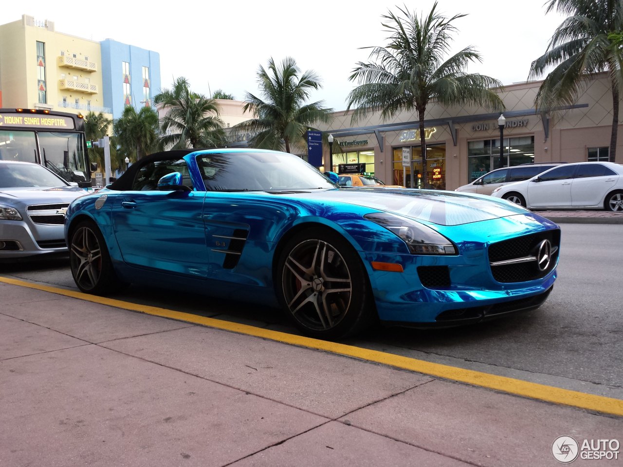 Mercedes-Benz SLS AMG Roadster