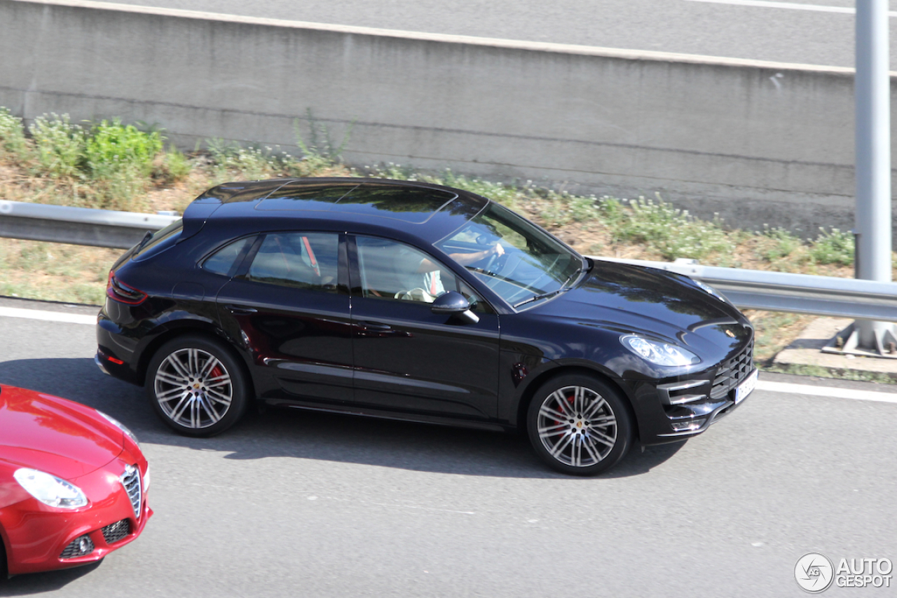 Porsche 95B Macan Turbo