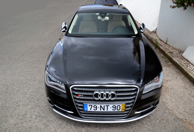 Audi S8 D4