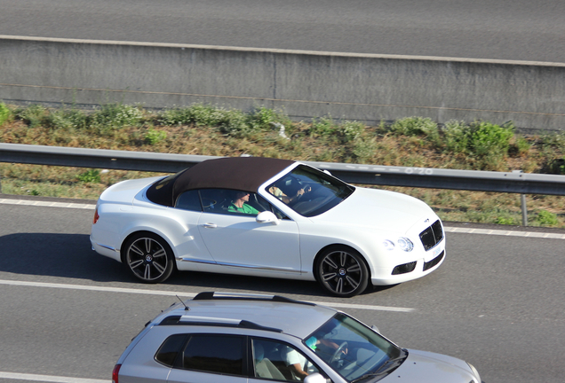 Bentley Continental GTC V8