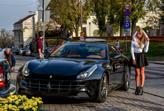 Ferrari FF