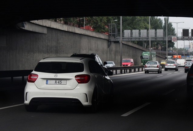 Mercedes-Benz A 45 AMG