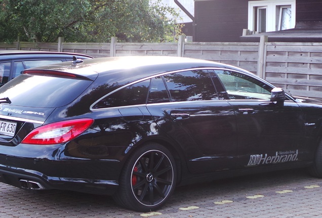 Mercedes-Benz CLS 63 AMG S X218 Shooting Brake