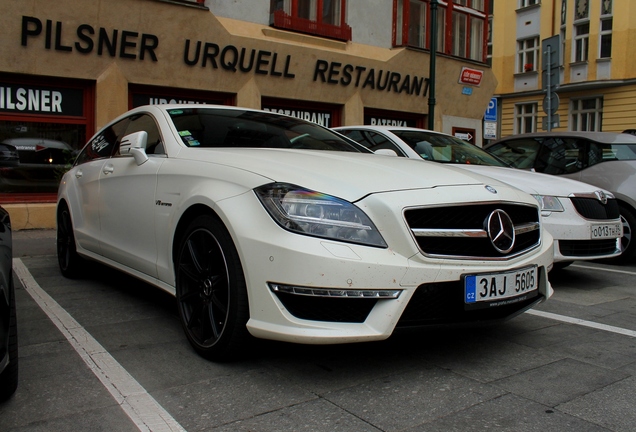 Mercedes-Benz CLS 63 AMG X218 Shooting Brake