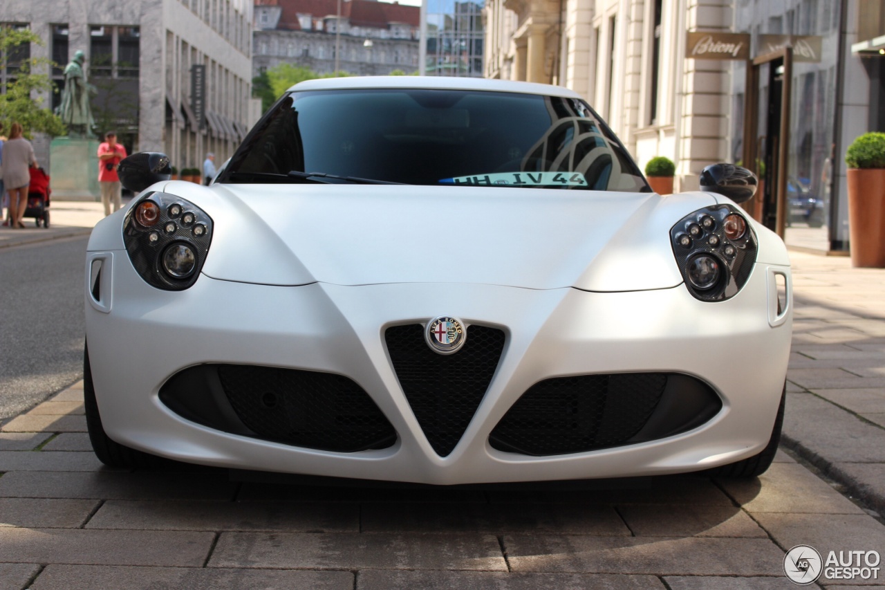 Alfa Romeo 4C Launch Edition