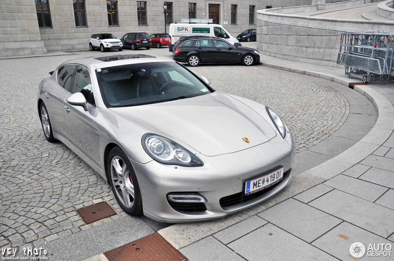 Porsche 970 Panamera Turbo MkI