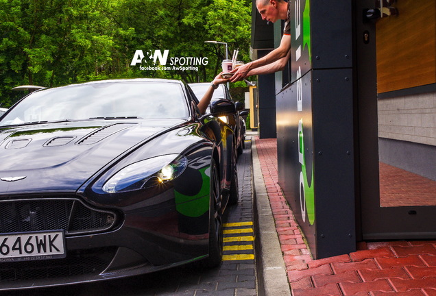 Aston Martin V12 Vantage S