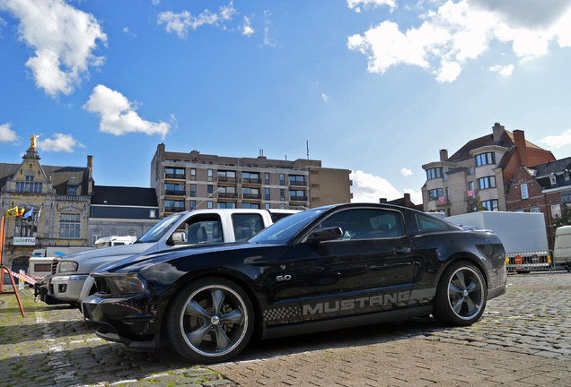 Ford Mustang GT 2011