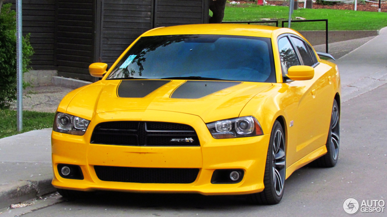 Dodge Charger SRT-8 Super Bee 2012