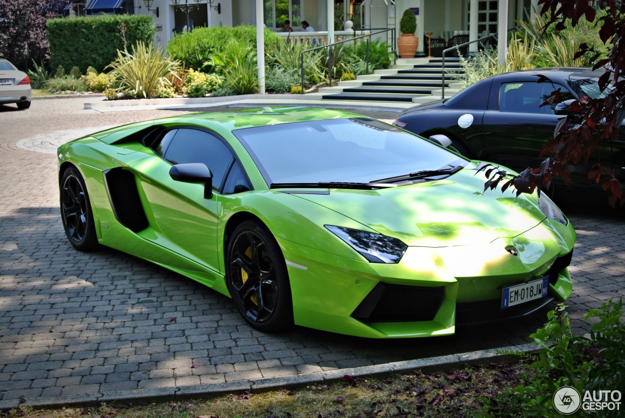 Lamborghini Aventador LP700-4