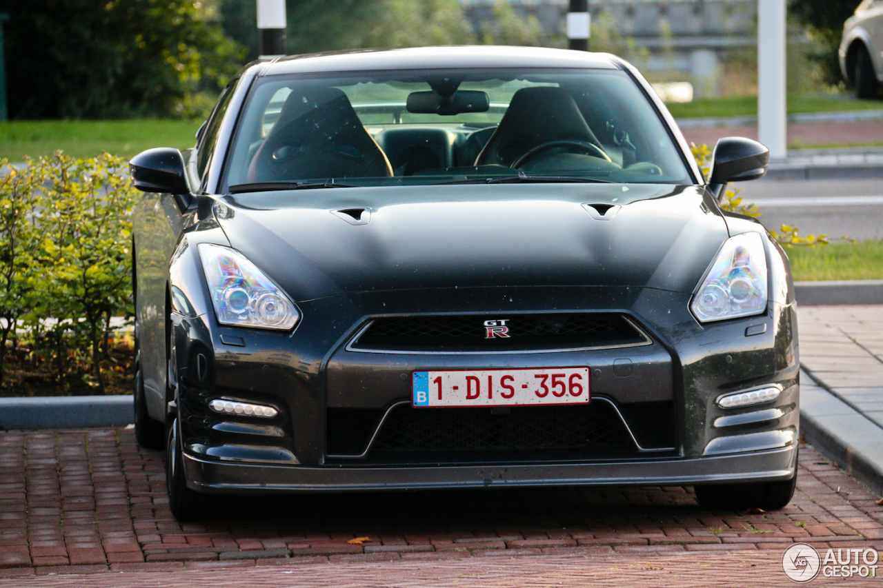 Nissan GT-R 2011