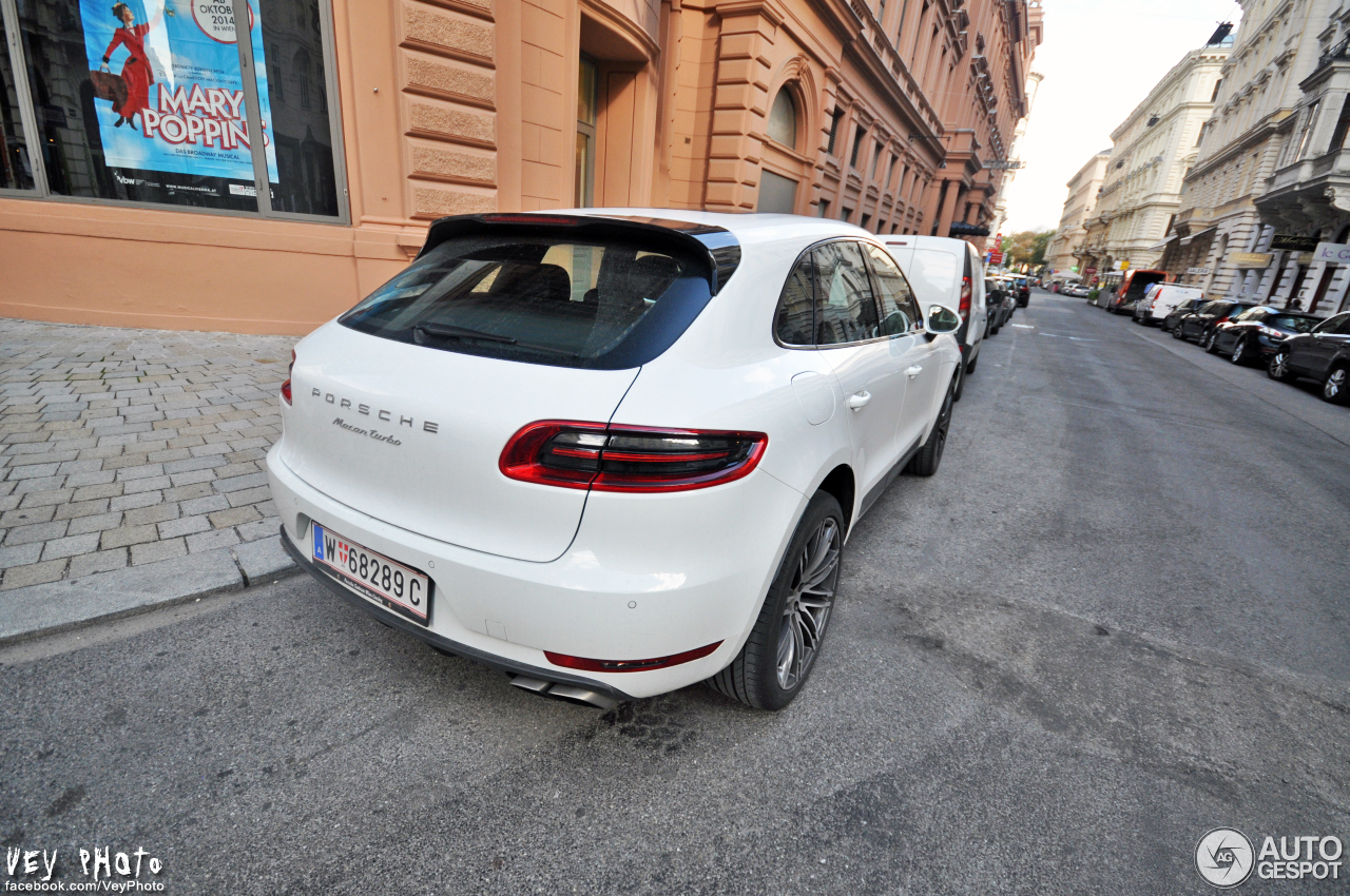 Porsche 95B Macan Turbo