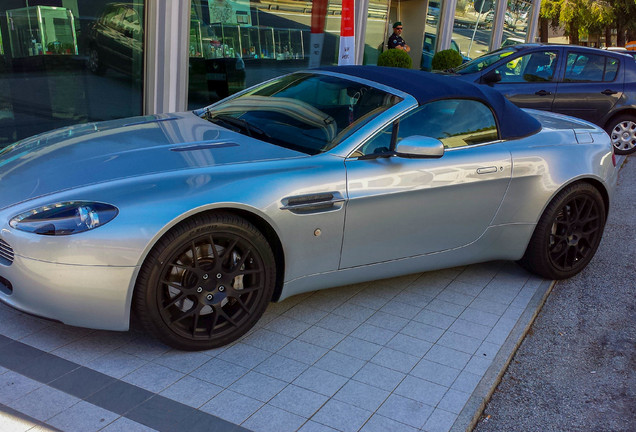 Aston Martin V8 Vantage Roadster