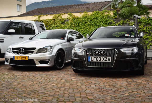 Audi RS4 Avant B8