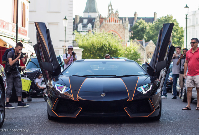 Lamborghini Aventador LP700-4