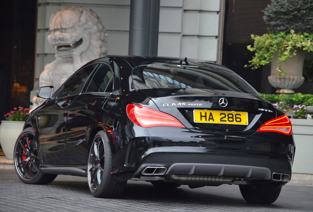 Mercedes-Benz CLA 45 AMG C117