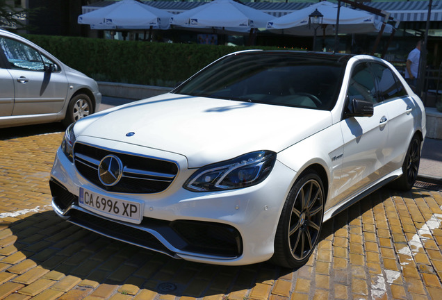 Mercedes-Benz E 63 AMG S W212