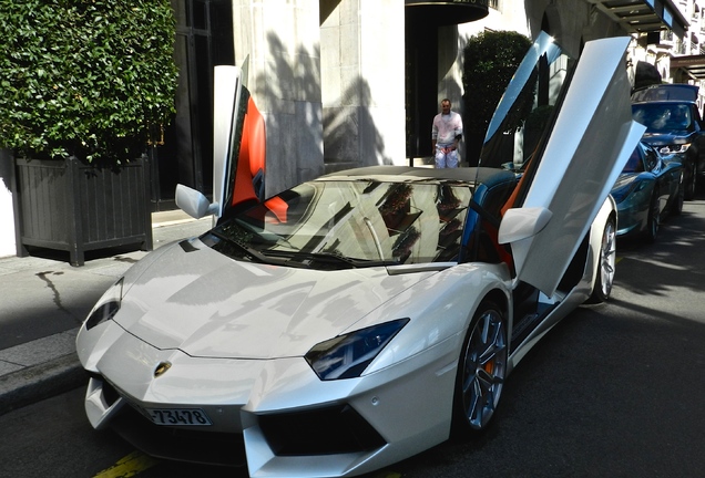 Lamborghini Aventador LP700-4 Roadster