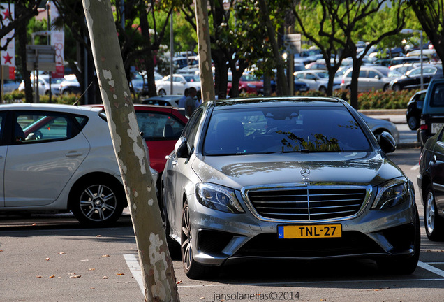 Mercedes-Benz S 63 AMG V222