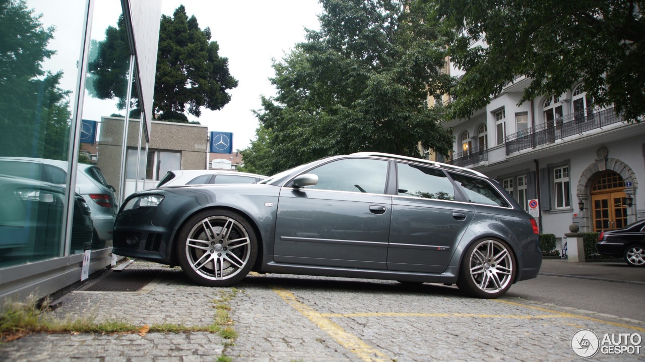 Audi RS4 Avant B7