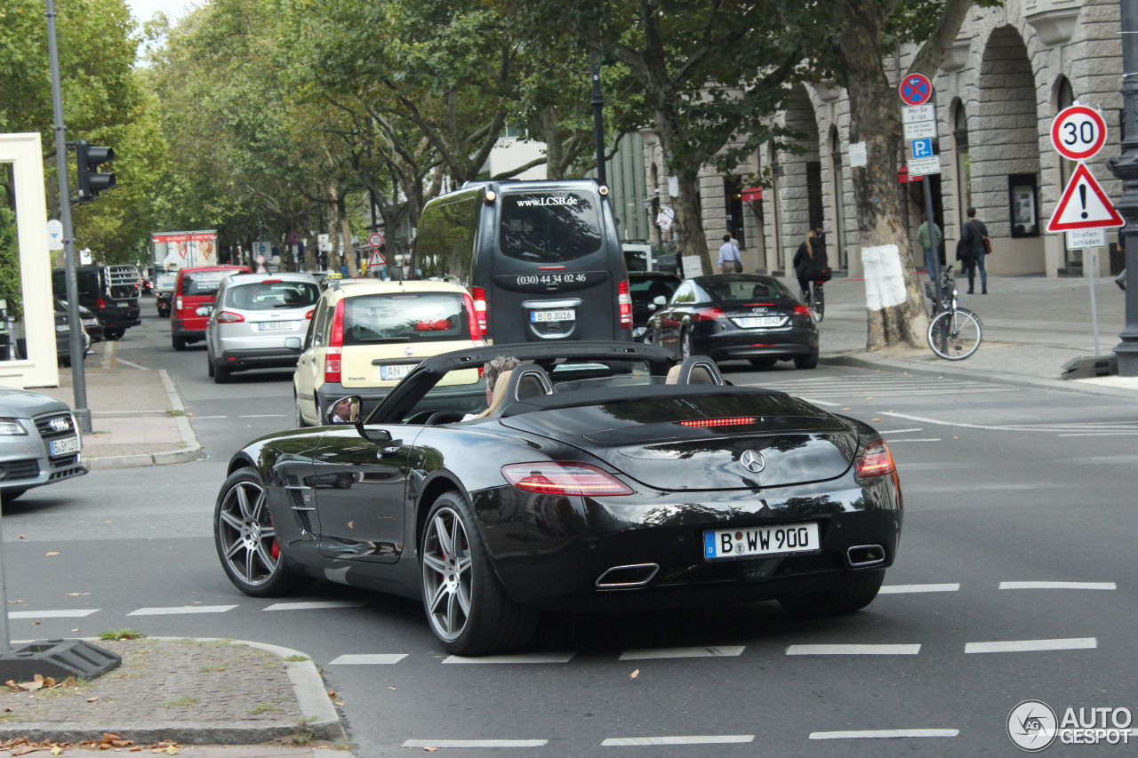 Mercedes-Benz SLS AMG Roadster