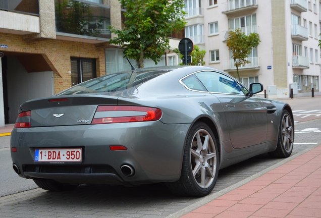 Aston Martin V8 Vantage