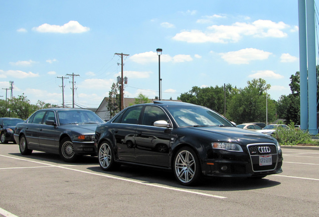 Audi RS4 Sedan